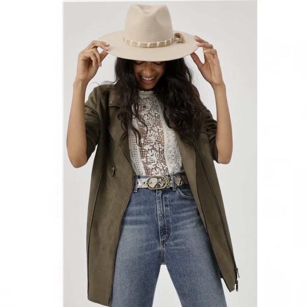 Anthropologie Riverside Trimmed Rancher